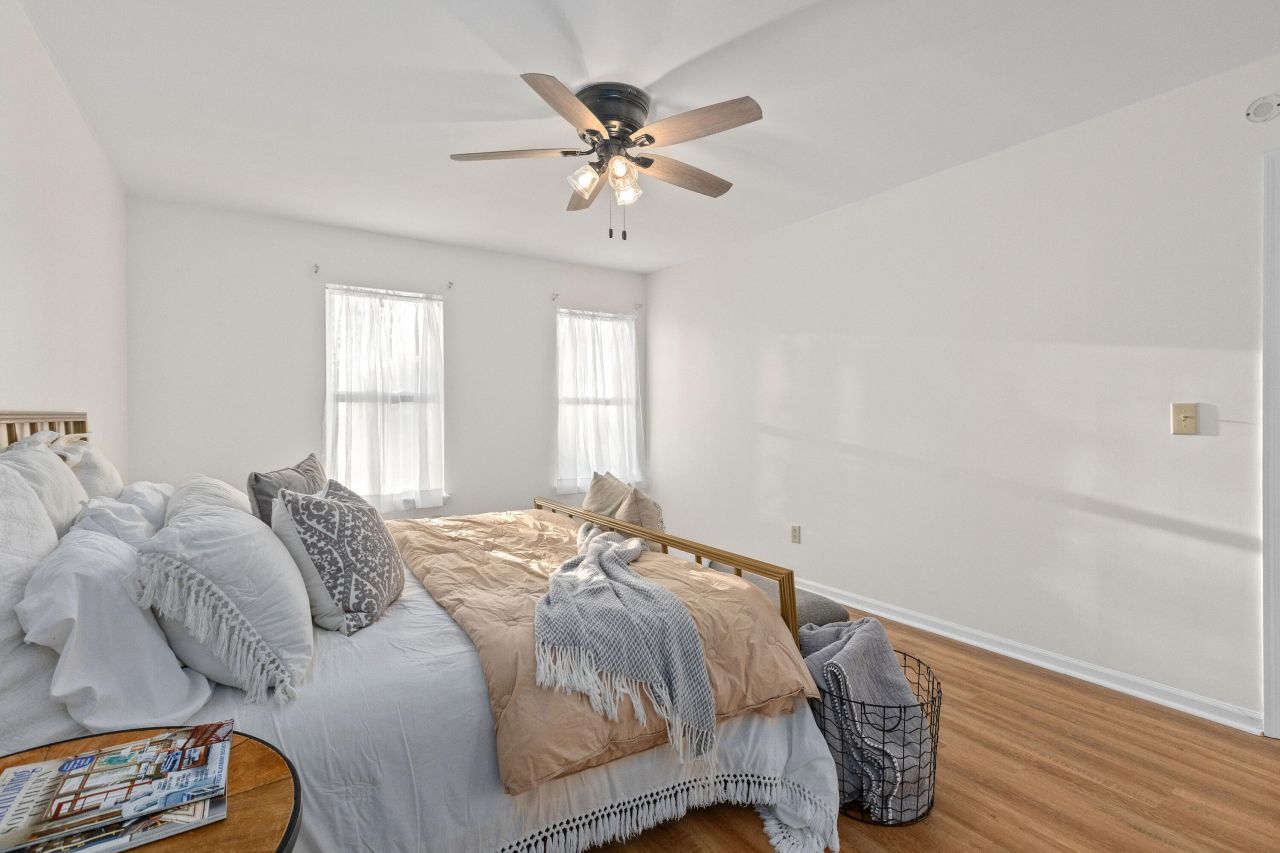 115 Broken Trail Photo 31