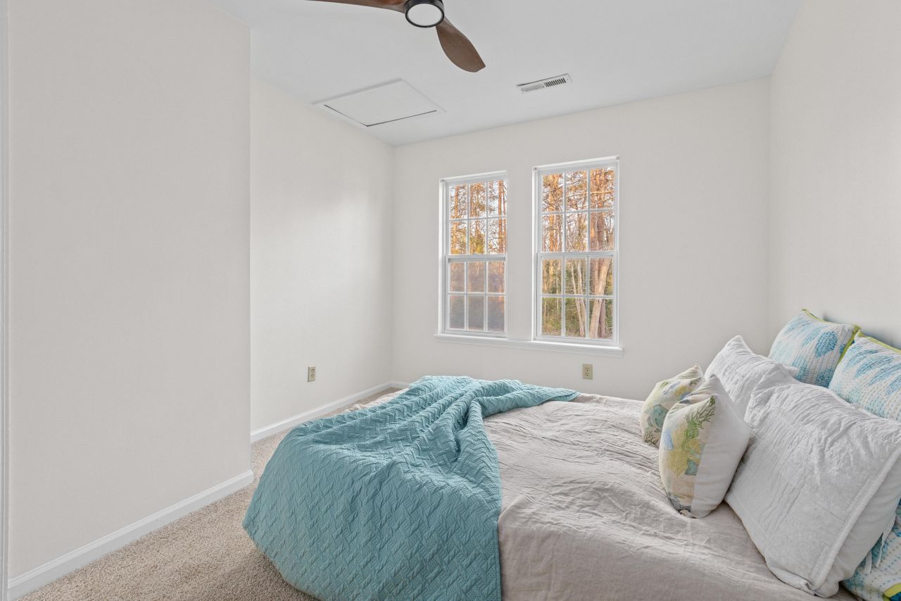 115 Broken Trail Photo 39