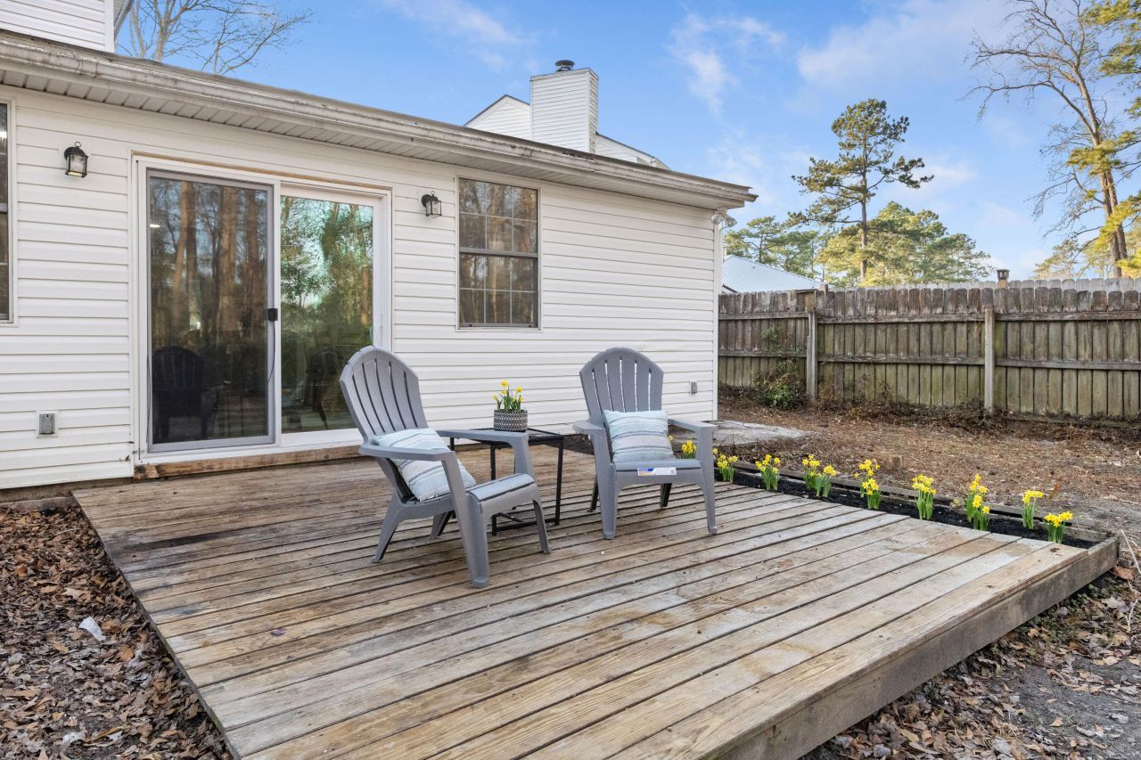 115 Broken Trail Photo 45