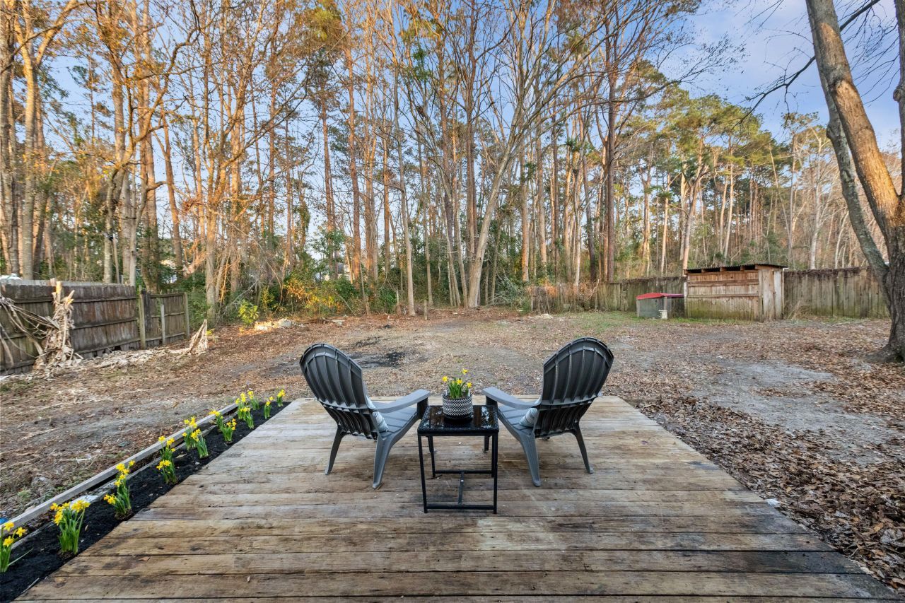 115 Broken Trail Photo 46