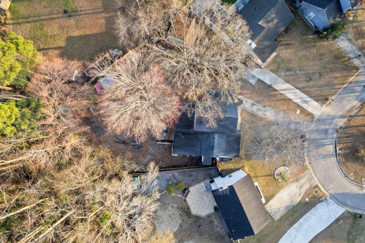 115 Broken Trail Photo 51