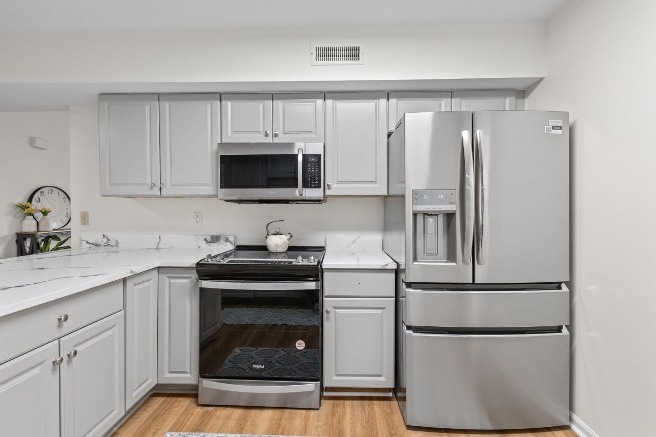 115 Broken Trail Photo 7