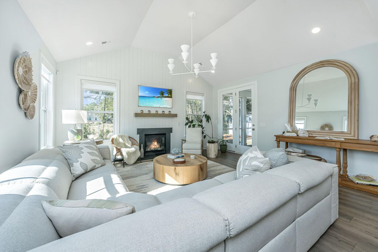 2037 Bullyard Sound Way Photo 19