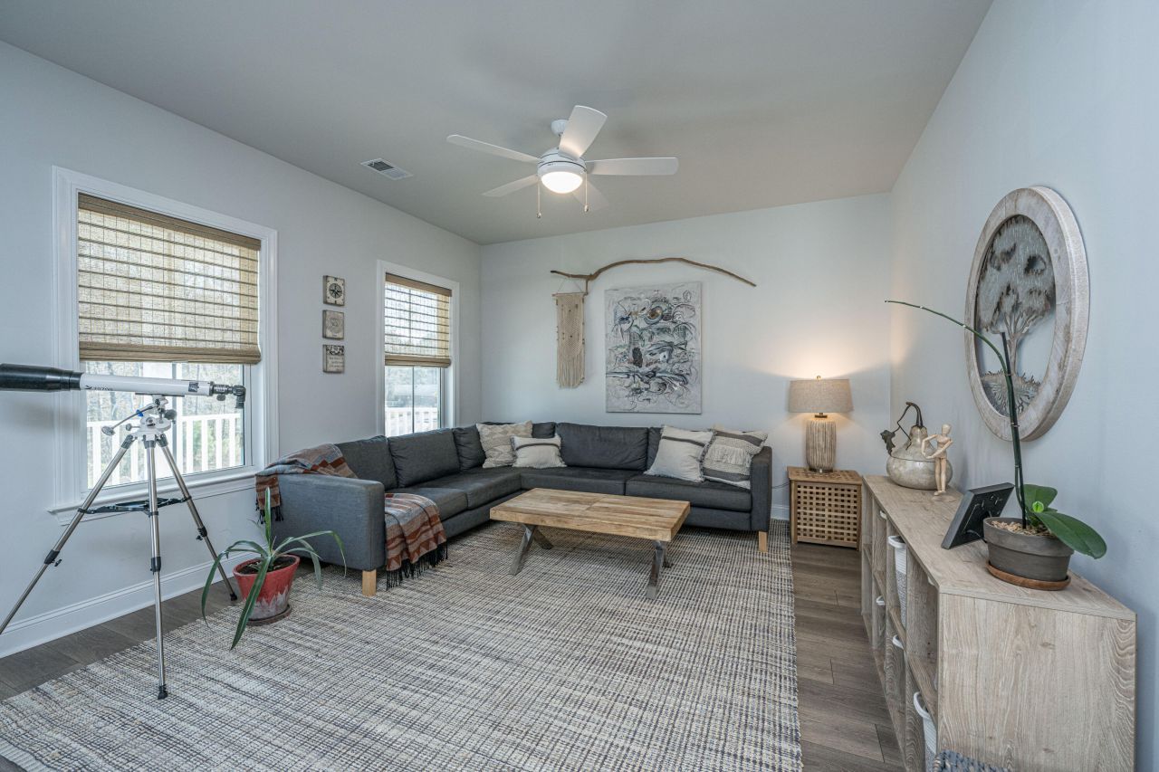 2037 Bullyard Sound Way Photo 32