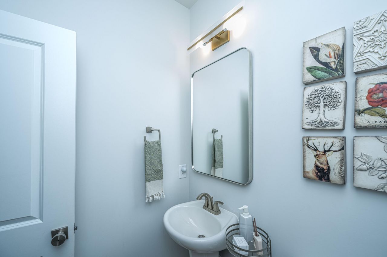 2037 Bullyard Sound Way Photo 36