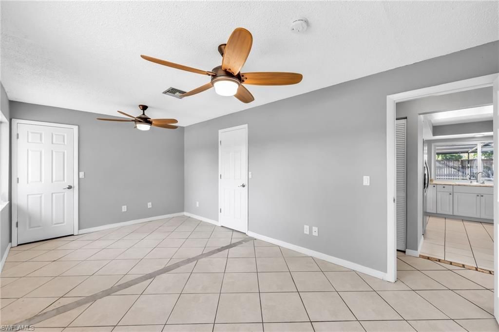 1391 Sourwood Ct, North Fort Myers, FL 33917 Photo