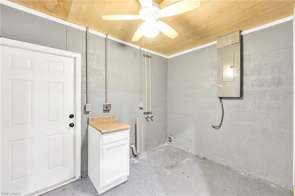 1391 Sourwood Ct, North Fort Myers, FL 33917 Photo