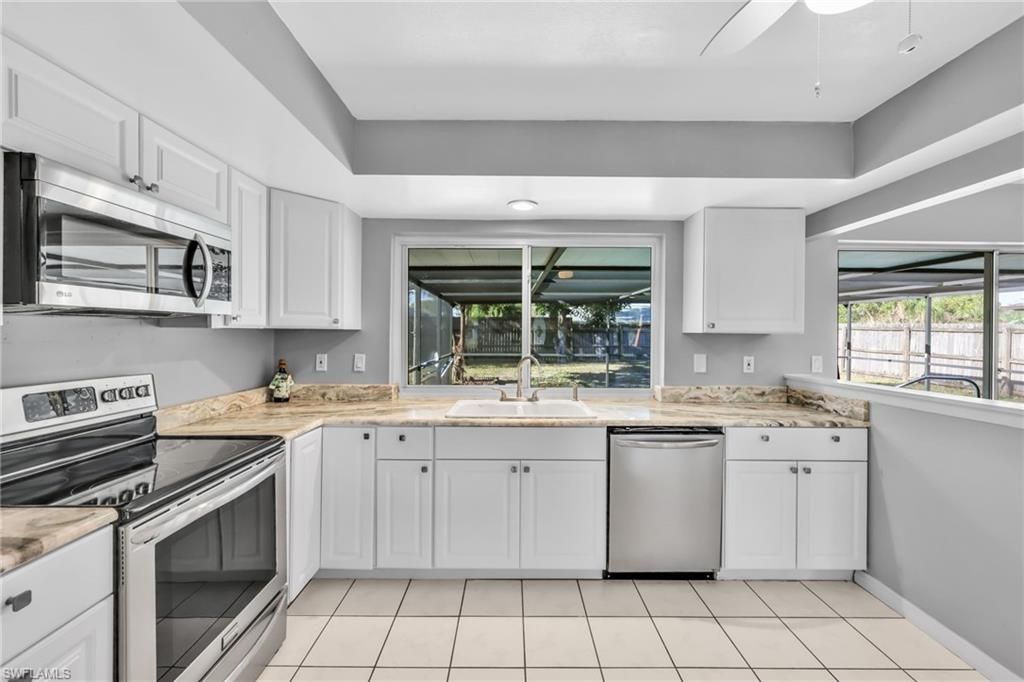 1391 Sourwood Ct, North Fort Myers, FL 33917 Photo