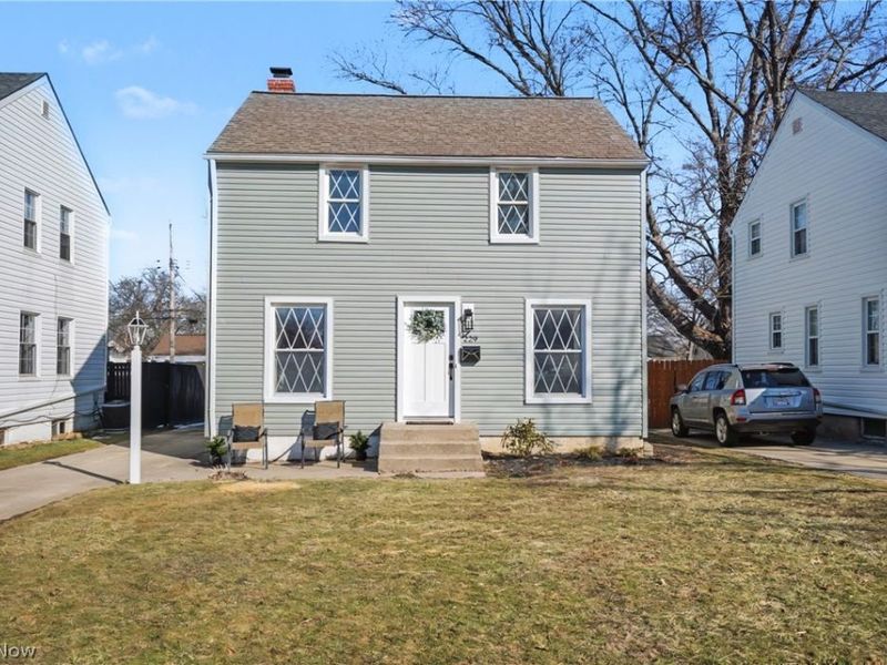 229 Hayes Avenue, Cuyahoga Falls, OH 44221 Photo 1