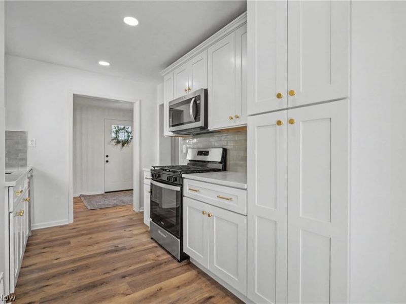 229 Hayes Avenue, Cuyahoga Falls, OH 44221 Photo 7