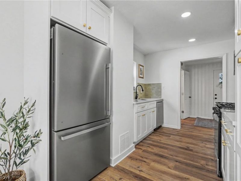 229 Hayes Avenue, Cuyahoga Falls, OH 44221 Photo 8