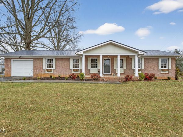 867 Northeast Wayne Avenue, Abingdon, VA 24210