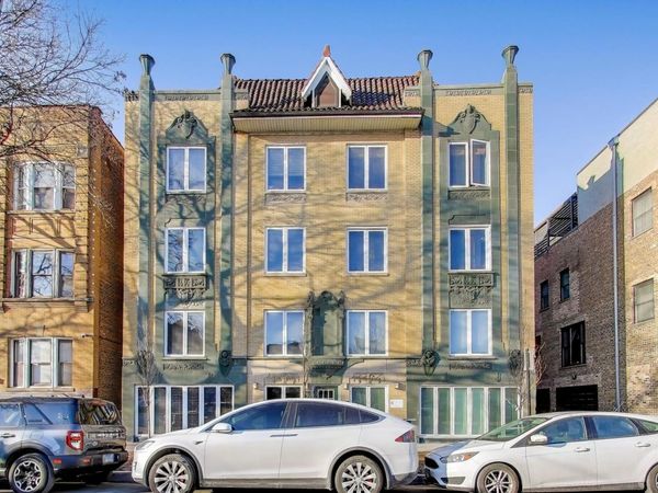 1636 W Melrose Street , Unit 101, Chicago, IL 60657
