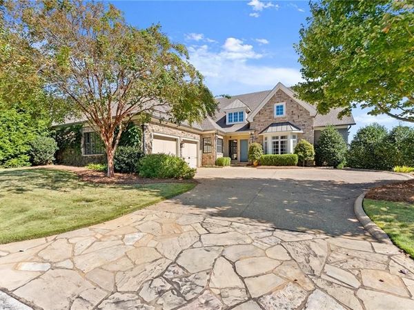 2718 High Vista Point, Gainesville, GA 30501