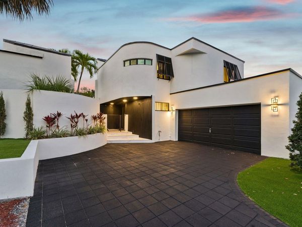 2651 NE 22nd Ct, Pompano Beach, FL 33062