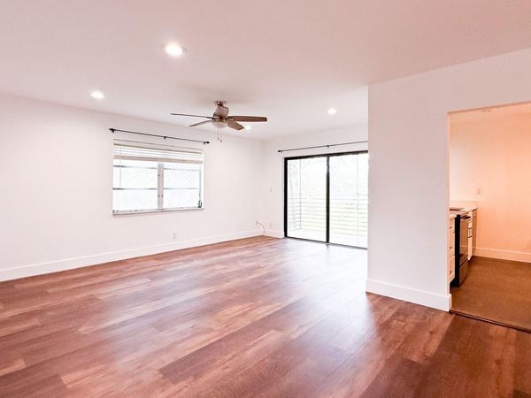 2420 SW 81st Avenue, Unit 201, Davie, FL 33324