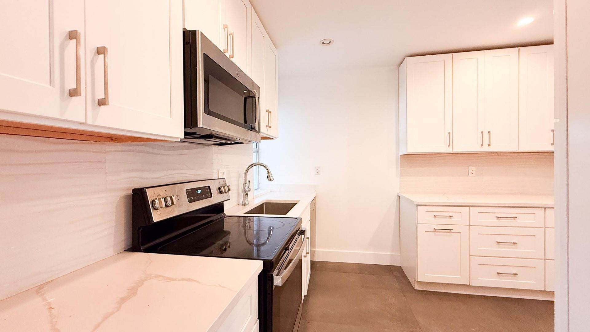 2420 SW 81st Avenue, Unit 201, Davie, FL 33324 Photo