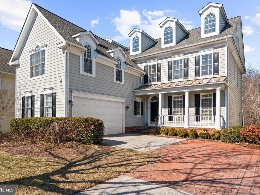509 Oak Knoll Terrace , Rockville, MD 20850 Main Photo