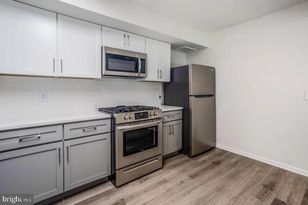 1699 Yale Place, Unit 3B-354, Rockville, MD 20850 Main Photo