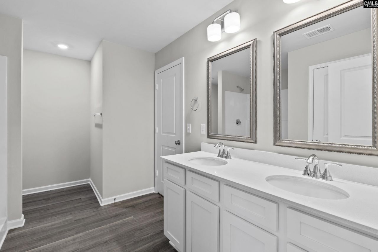 2306 Damascus Way Photo 17