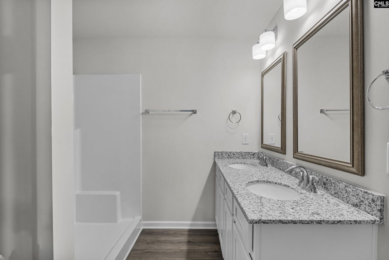 2321 Damascus Way Photo 12