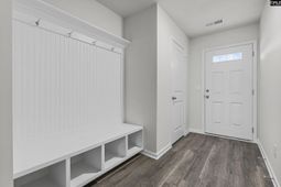 2321 Damascus Way photo 4