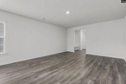 2321 Damascus Way photo 4