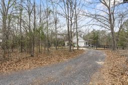 803 Langford Road photo 4