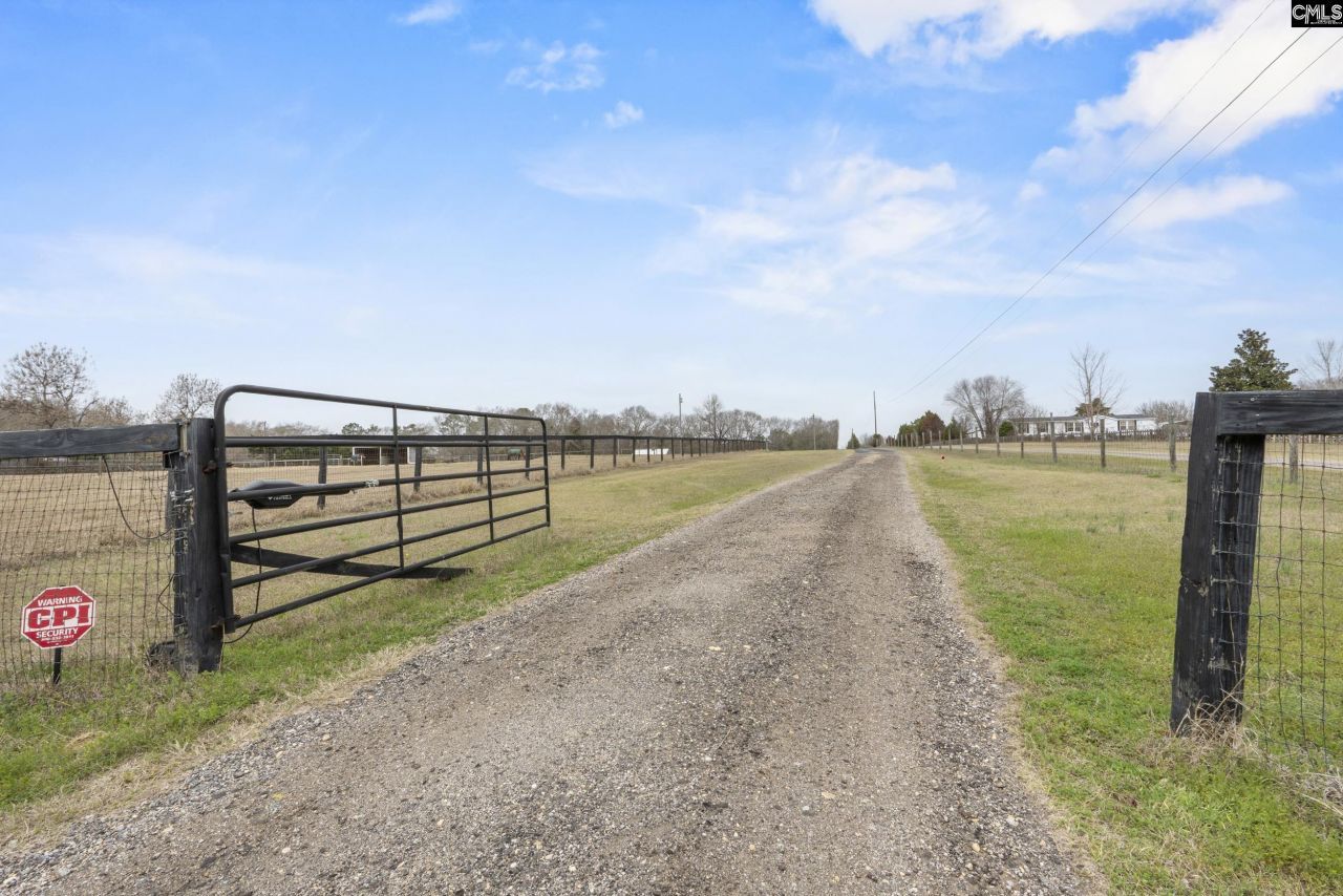 803 Langford Road Photo 50