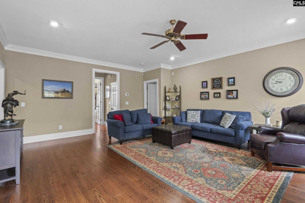 803 Langford Road Photo 8