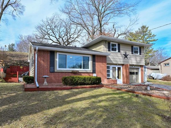 N7375 E Lakeshore DRIVE, Whitewater, WI 53190