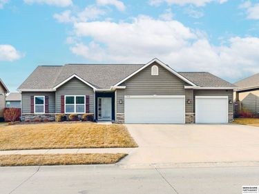 7906 S 193 Street , Gretna, NE 68028
