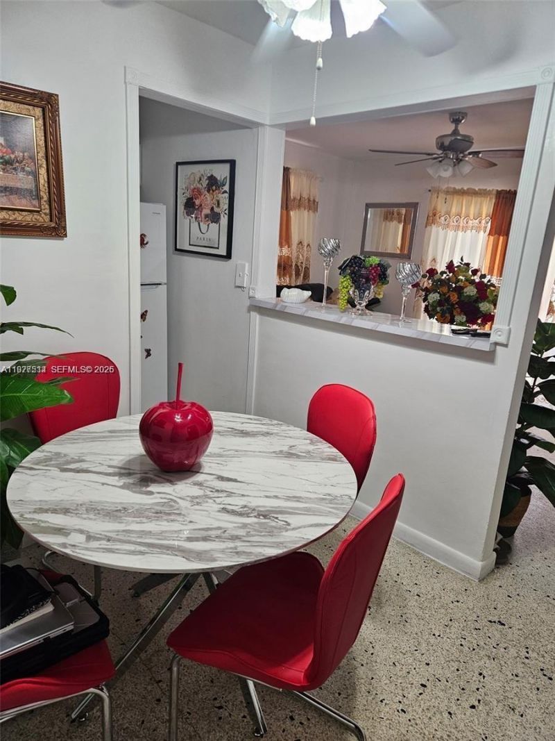 1434 NW 2nd St , Unit 8, Miami, FL 33125 Photo