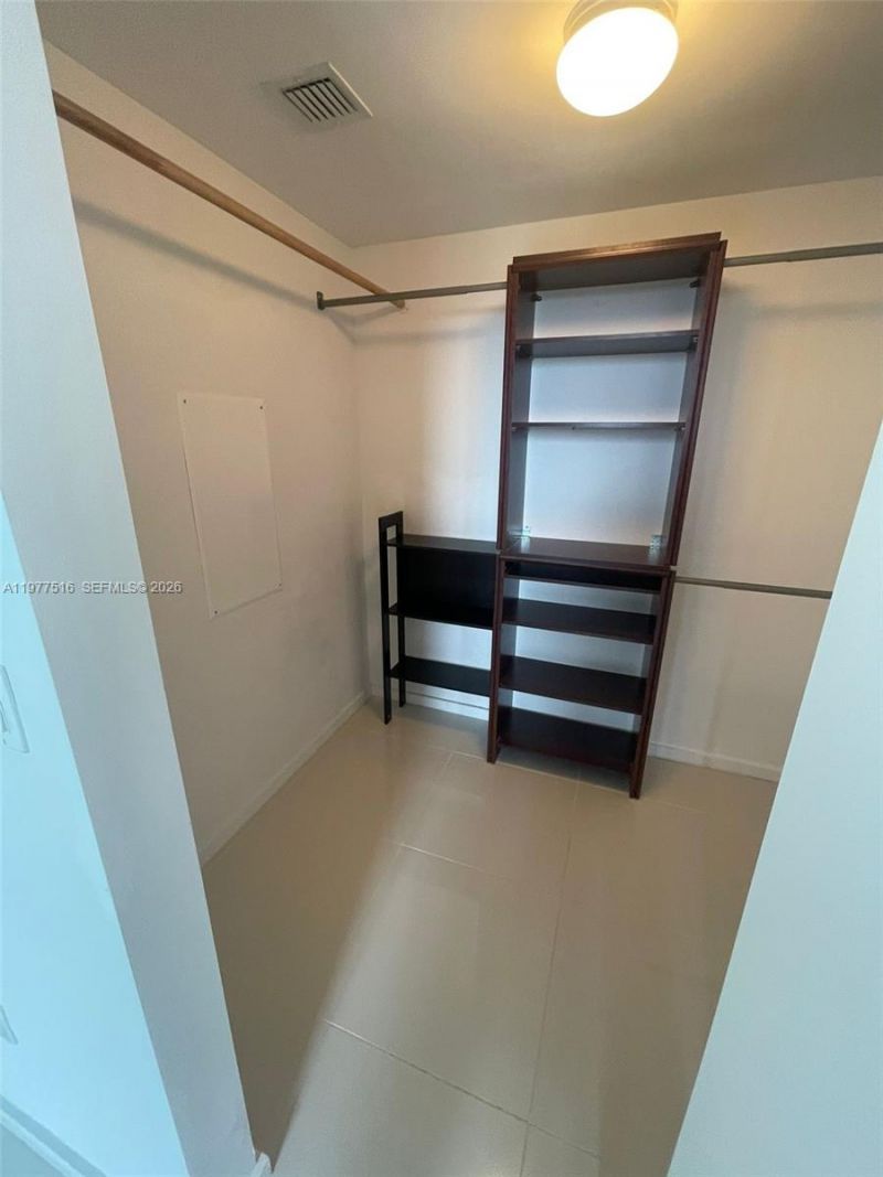 5300 Paseo Blvd, Unit 1212, Doral, FL 33166 Photo