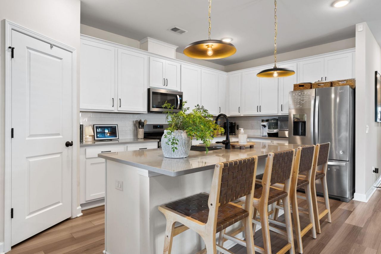769 Sienna Way Photo 8