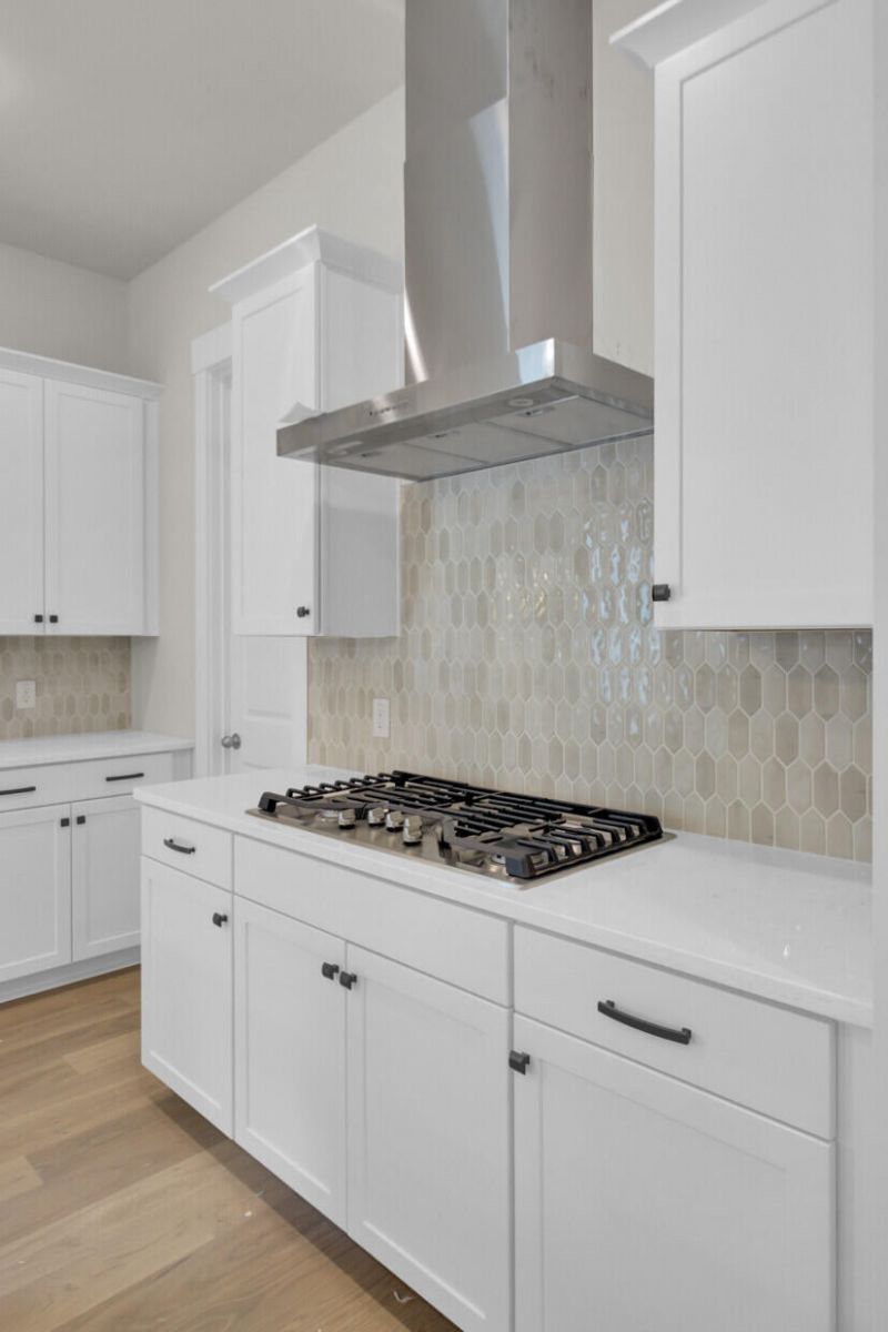 613 Du Bois Drive Photo 8