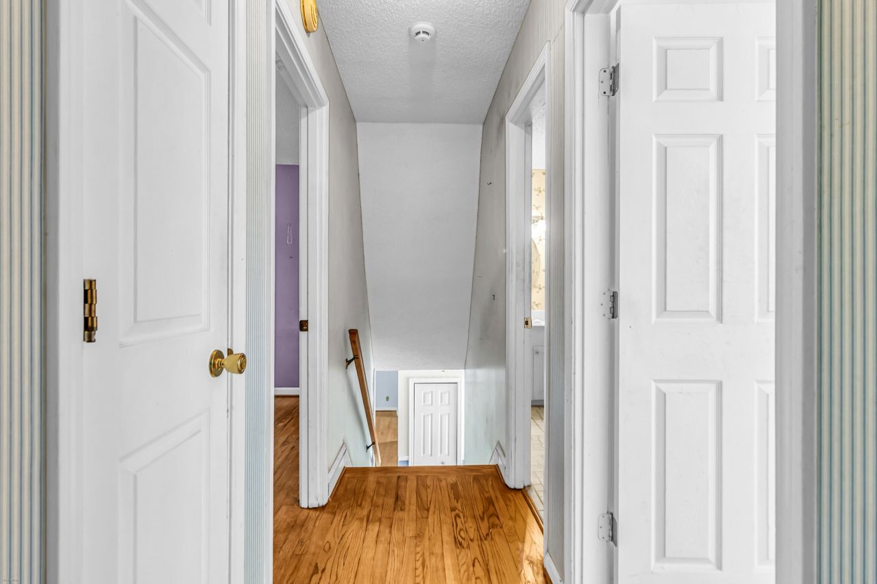 14 Huguenot Avenue Photo 27