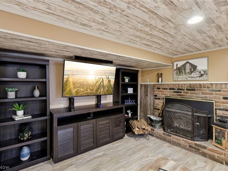 140 Parkhall Drive, Painesville Township, OH 44077 Photo 38