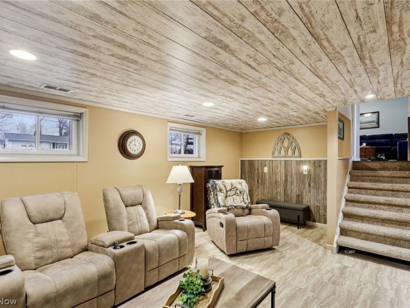 140 Parkhall Drive, Painesville Township, OH 44077 Photo 41