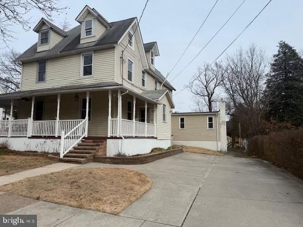 147 MAPLE TERRACE, MERCHANTVILLE, NJ 08109