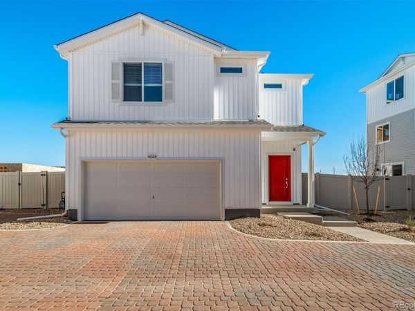 616 Wagon Wheel Way, Bennett, CO 80102