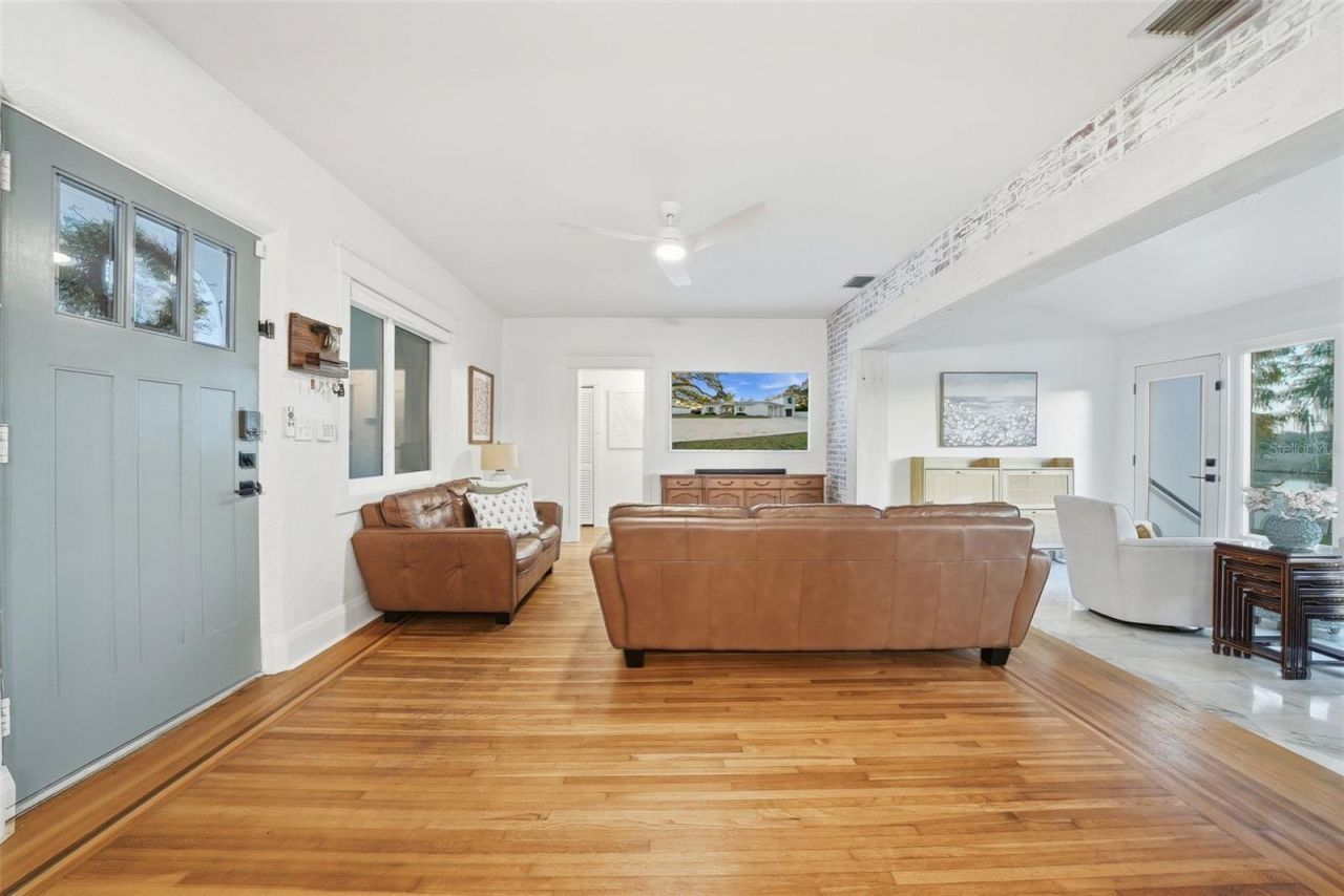 344 W Rio Vista Court, Tampa, FL 33604 Photo