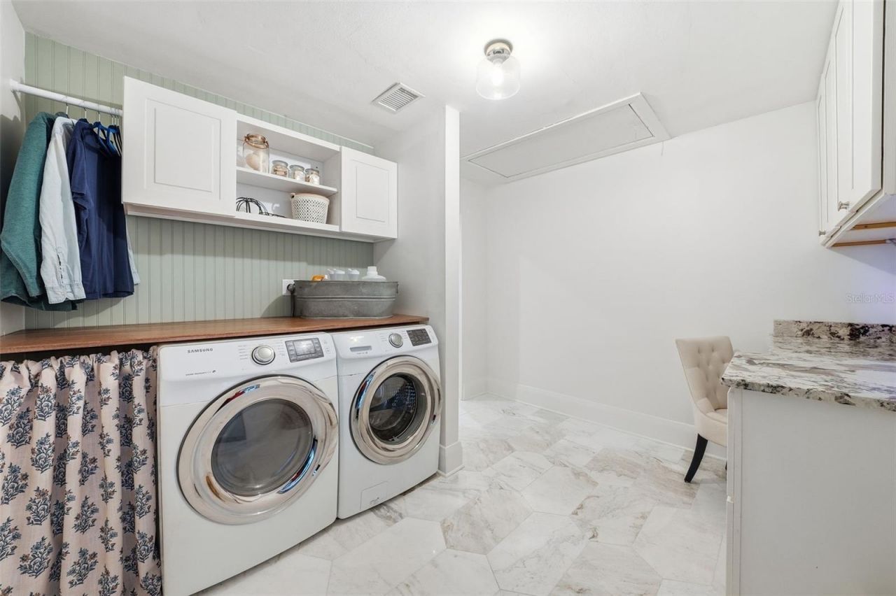 344 W Rio Vista Court, Tampa, FL 33604 Photo