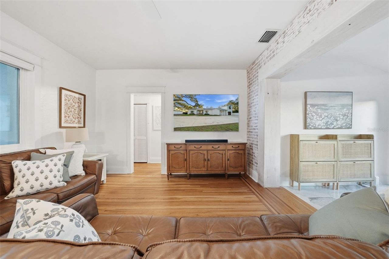 344 W Rio Vista Court, Tampa, FL 33604 Photo