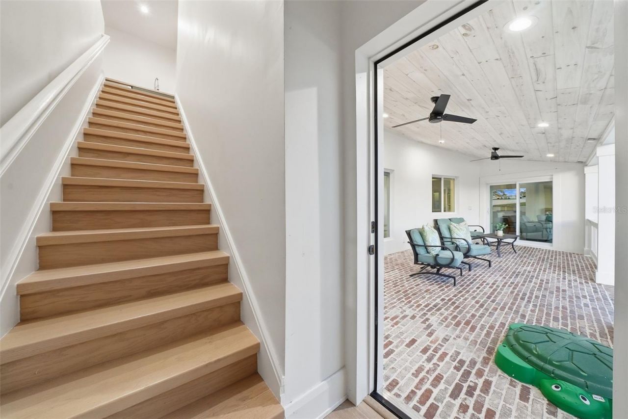 344 W Rio Vista Court, Tampa, FL 33604 Photo