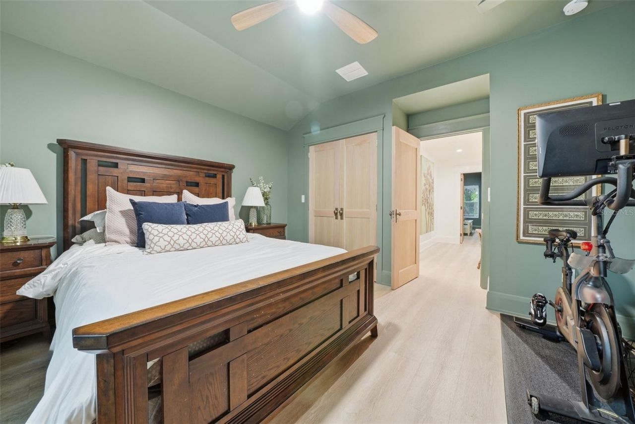 344 W Rio Vista Court, Tampa, FL 33604 Photo