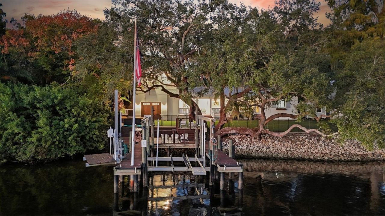 344 W Rio Vista Court, Tampa, FL 33604 Photo