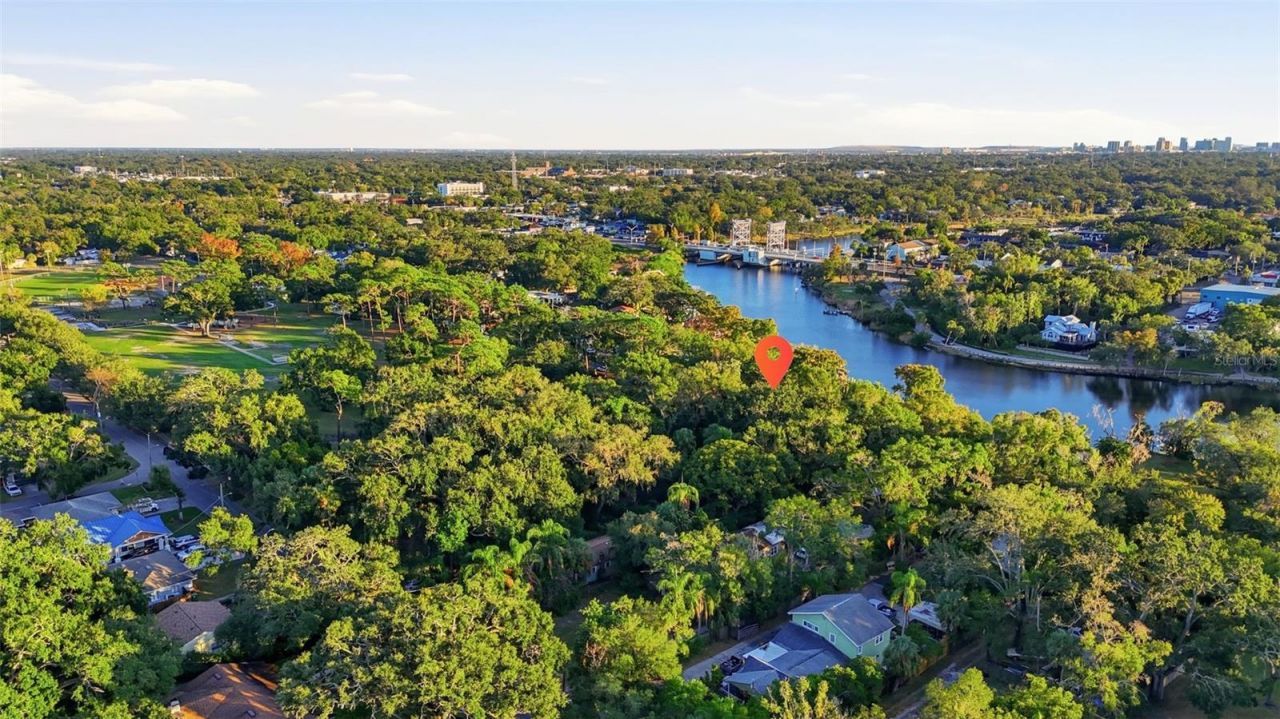 344 W Rio Vista Court, Tampa, FL 33604 Photo
