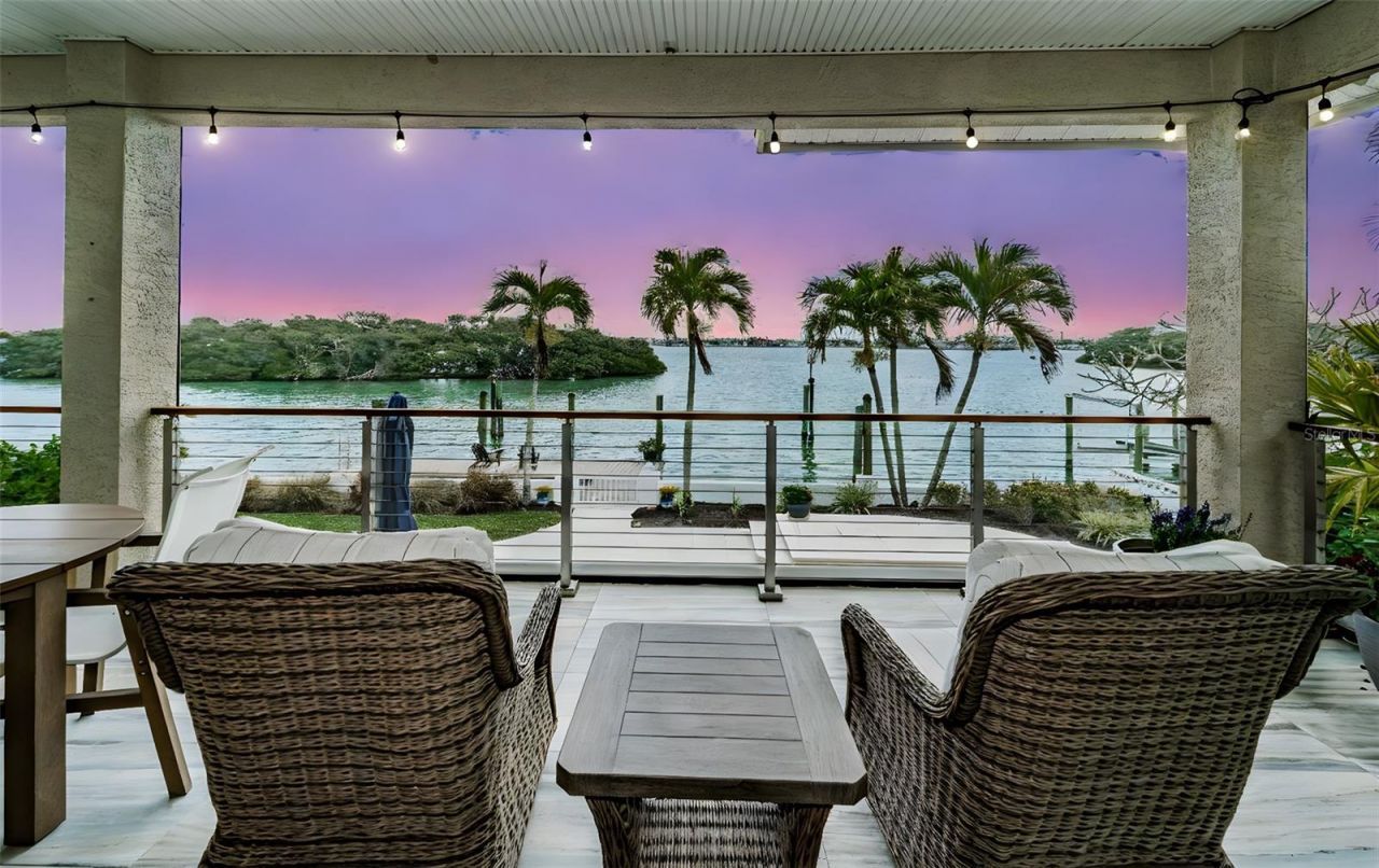 709 Harbor Drive, Belleair Beach, FL 33786 Photo