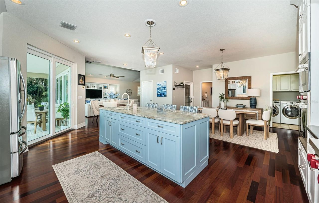 709 Harbor Drive, Belleair Beach, FL 33786 Photo